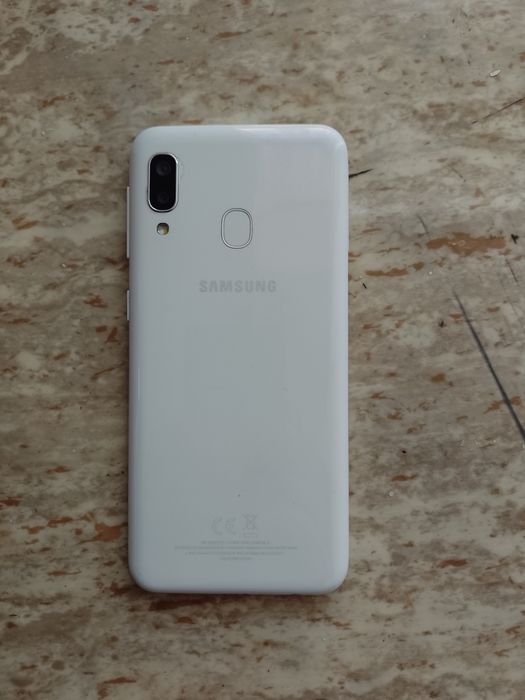 Samsung galaxy A20e