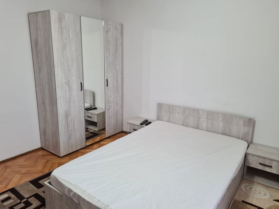 Chirie Ap 2 cam. DECEBAL