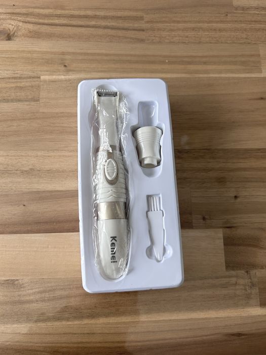 Mașină de tuns pentru femei