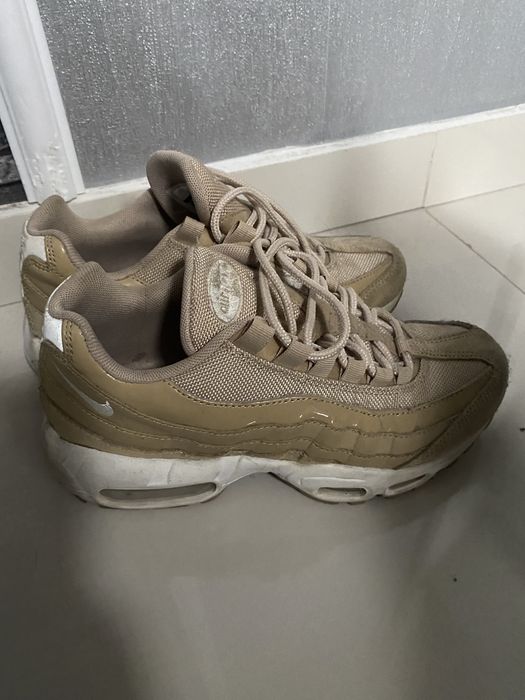 Nike Air Max 95. marimea 36,5 -23 cm