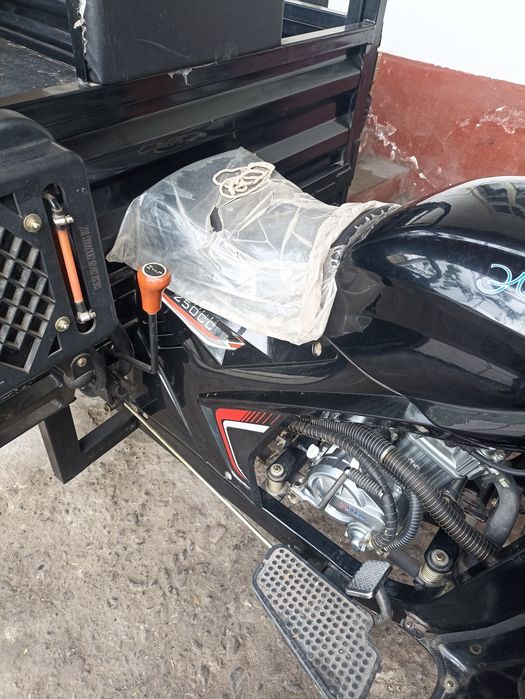 Eldosh mataroli yangi hali deyarliy yurmagan