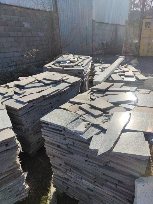 Гранит , Гранитная Брекча