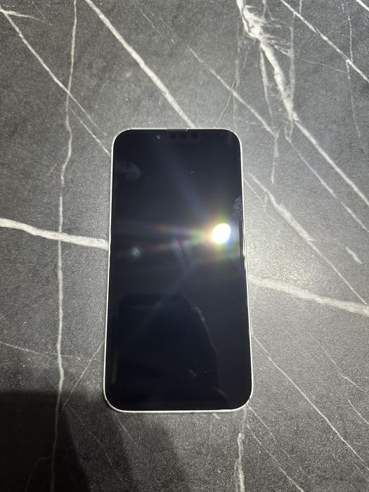 iPhone 13 impecabil
