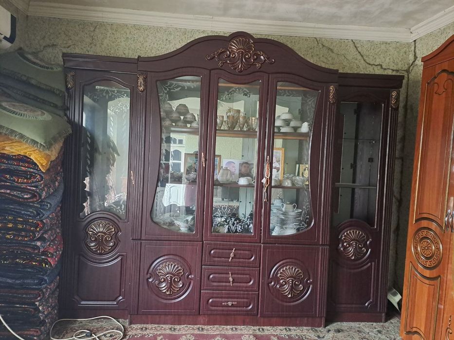 Stenka srochno sotiladi Holati zoʻr