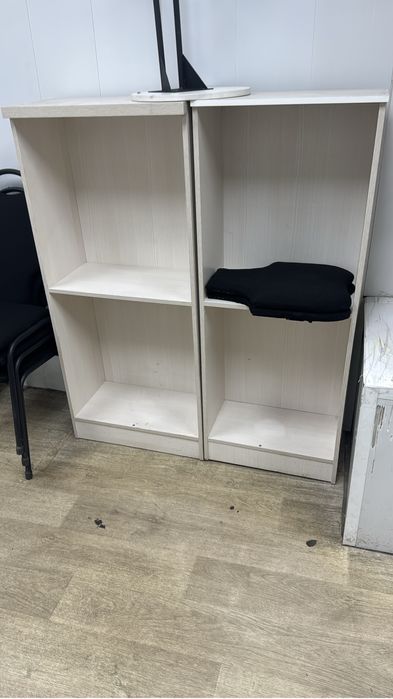 Ресепшн/стойка для админа и тд