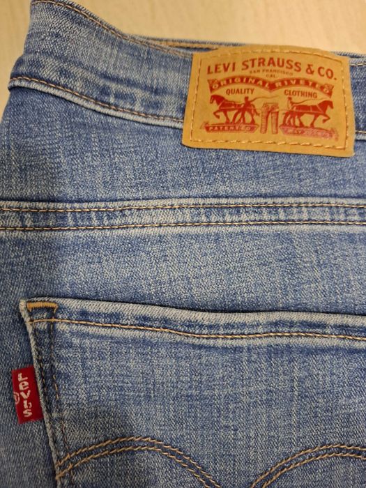 Vand jeans Levi's