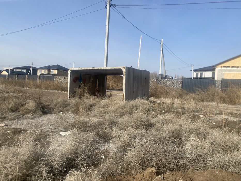 Продам бетонный гараж