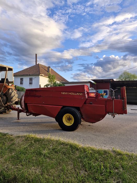 Balotieră New Holland Originală!!!