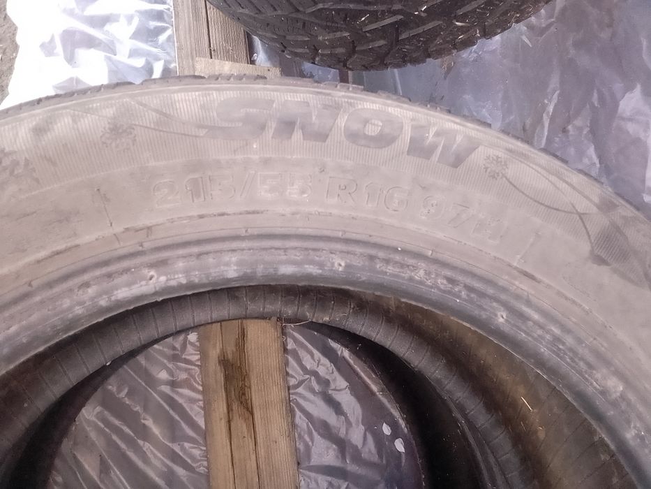 Vând anvelope auto, cauciucuri