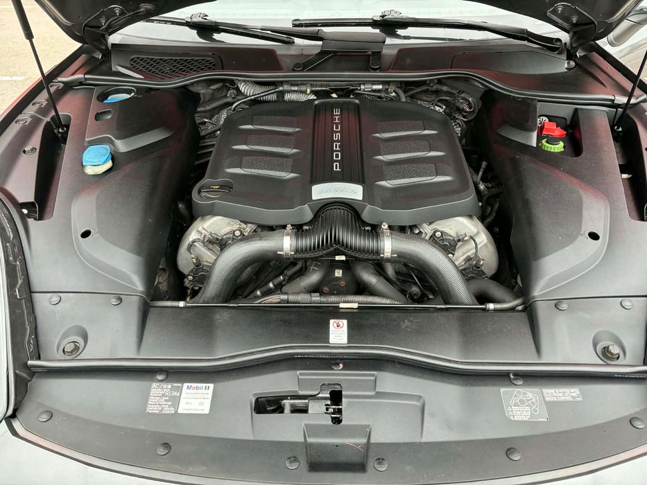 2016 Porsche Cayenne S