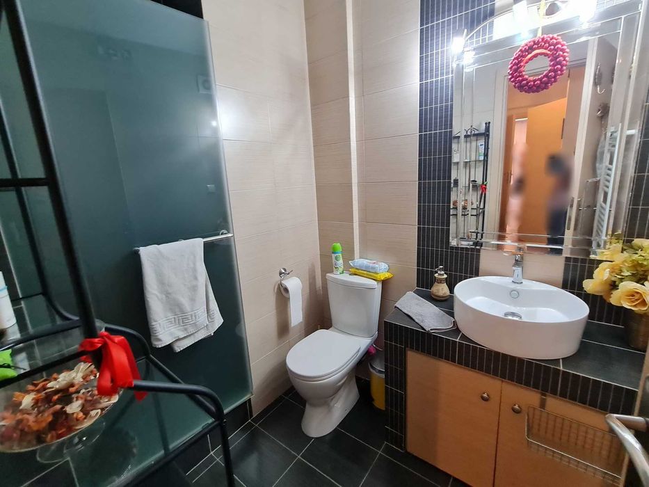 ПРОДАВА се самостоятелна къща 230кв.м в Palio Kavala (код 4184)