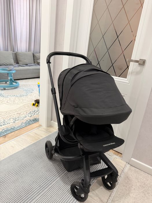 Прогулочная коляска easywalker charley