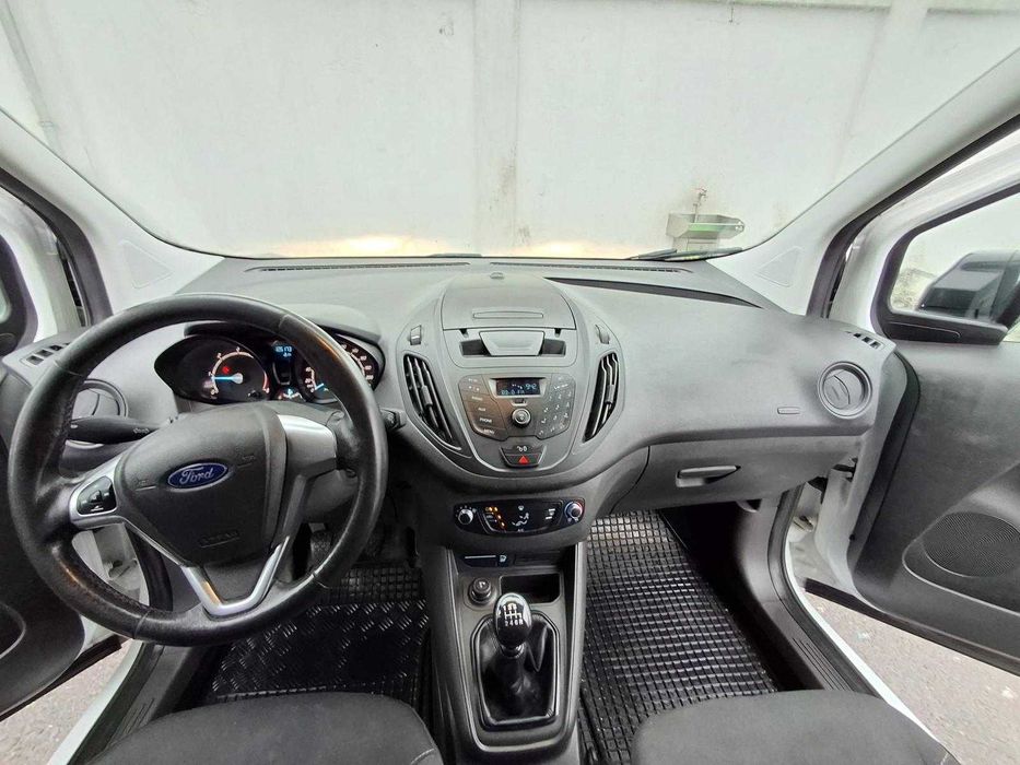 Ford Transit Courier 2019, 105000km, autoutilitara