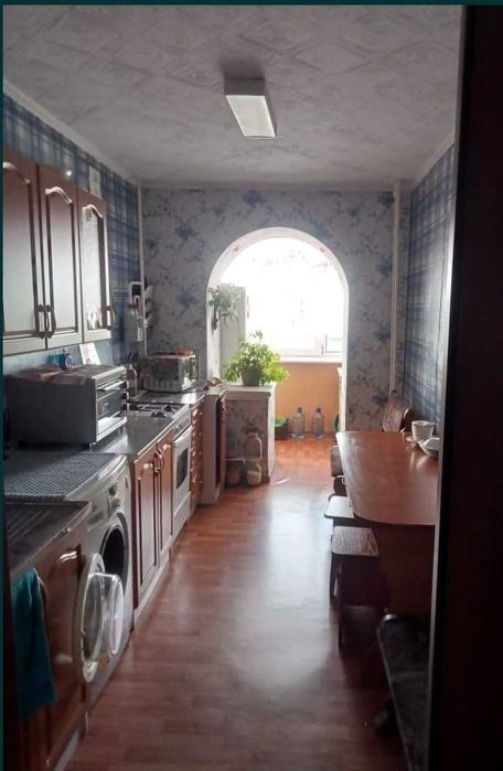 Продам 3ком, Кирпич, Новая