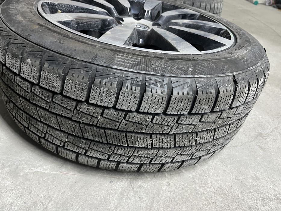 Шины с дискми в хорошем состояний