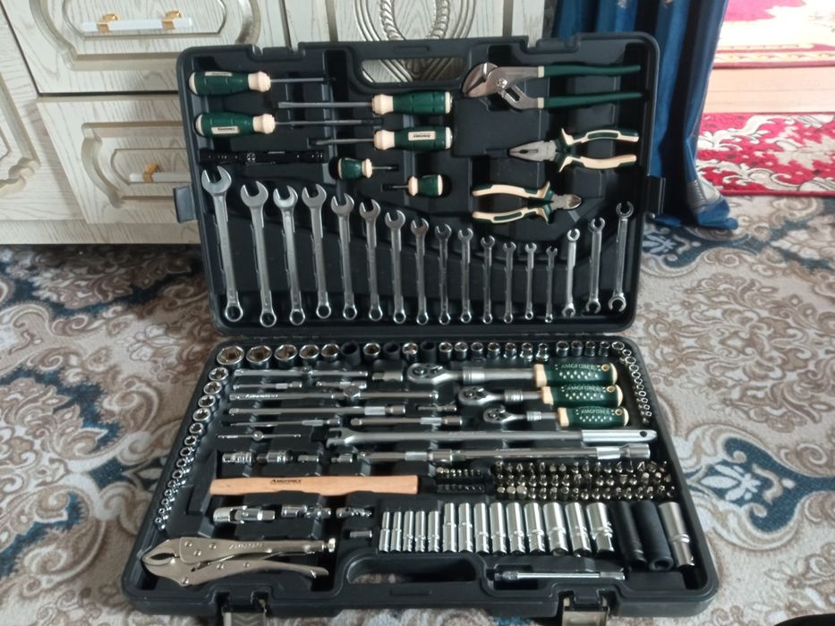 Набор ключ сотилади