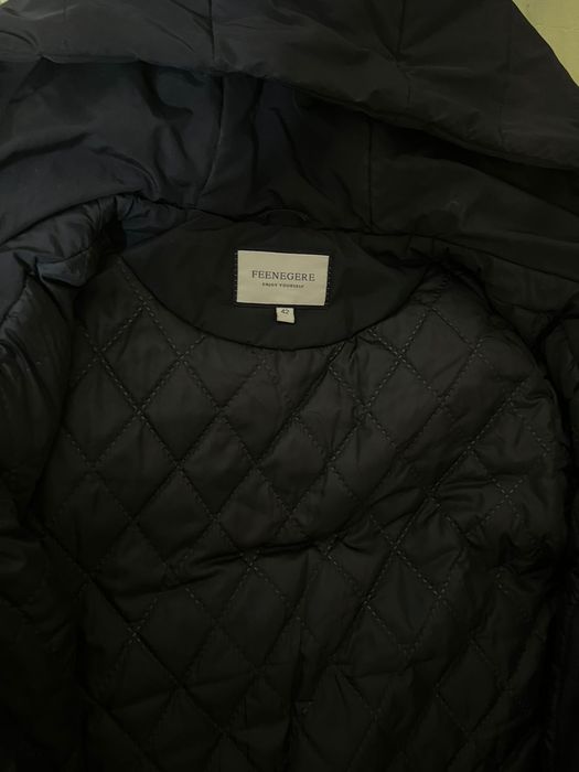 Продаю зимнюю куртку