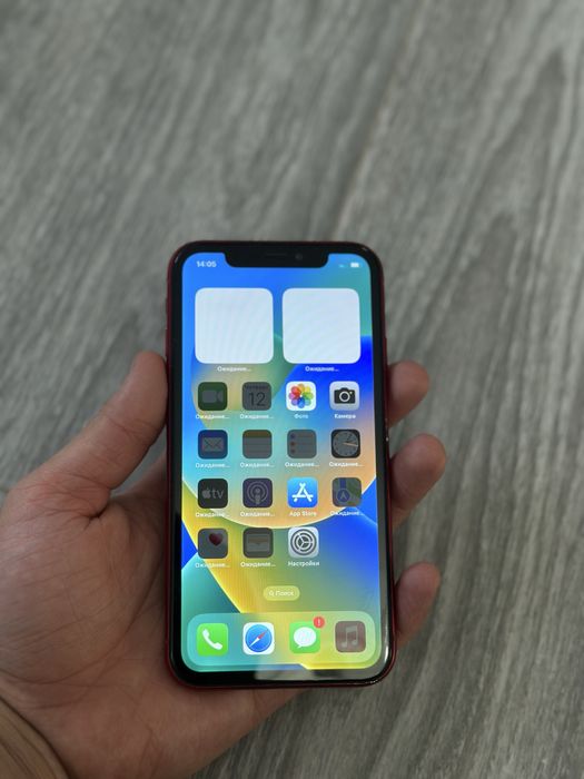 Продам iphone XR в хорошем состояний