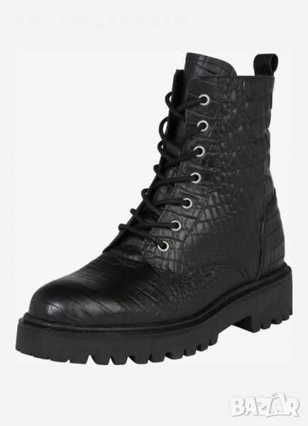 Дамски черни боти от естествена кожа с крокодилски/змийски елементи