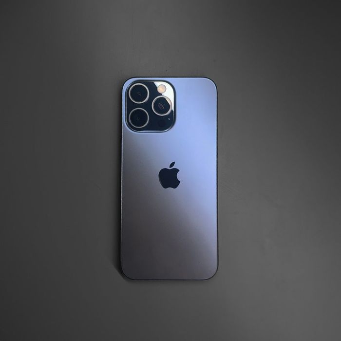 iPhone 15 Pro Max 256 esim