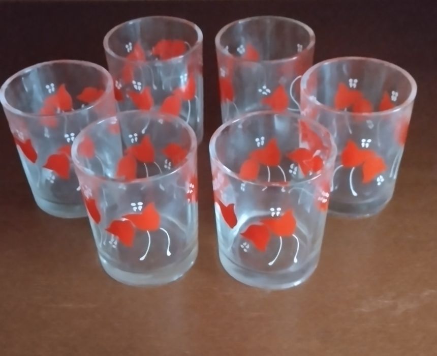 Стопки хрустальные и рюмки