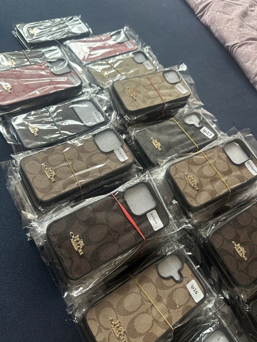 Lot Huse Iphone Coach NOI calitate superioara