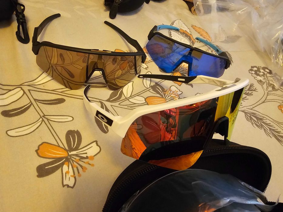 ochelari ciclism noi diverse culori cu 3 lentile si toc
