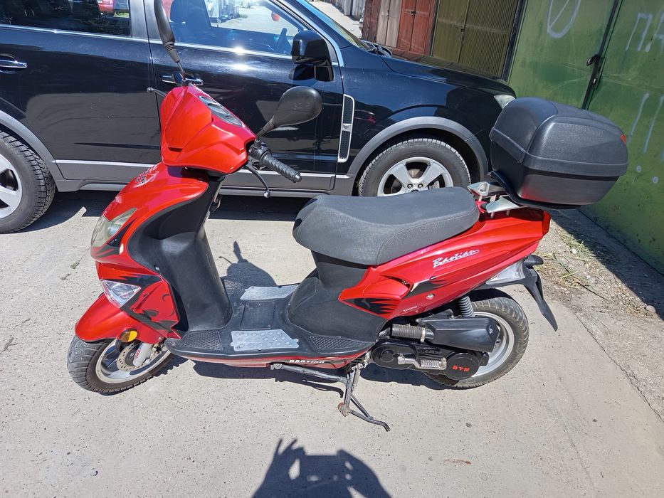 Скутер Baotian 49 куб! 750€