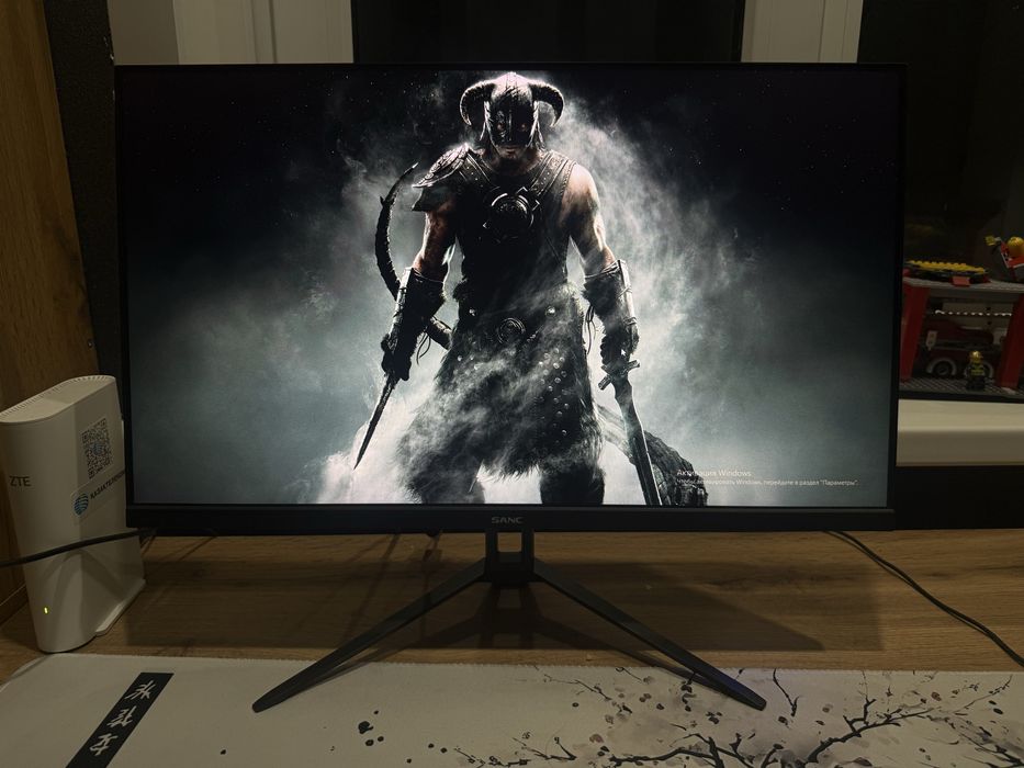 Монитор 165 герц