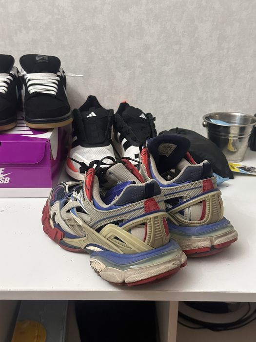 balenciaga track 2