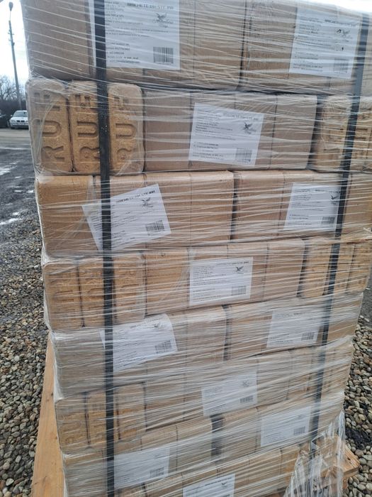 Brichete  stejar ruf