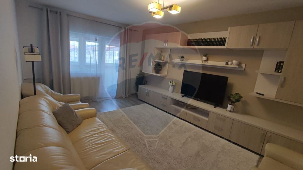 Apartament 3 camere de vanzare zona Calea Aradului — fotografia 1