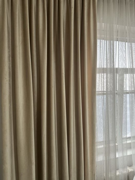 Шторы вместе с тюлью