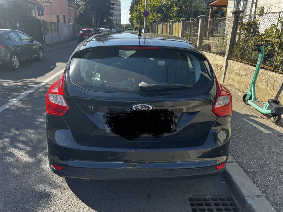 Ford Focus 3 hatch avariat
