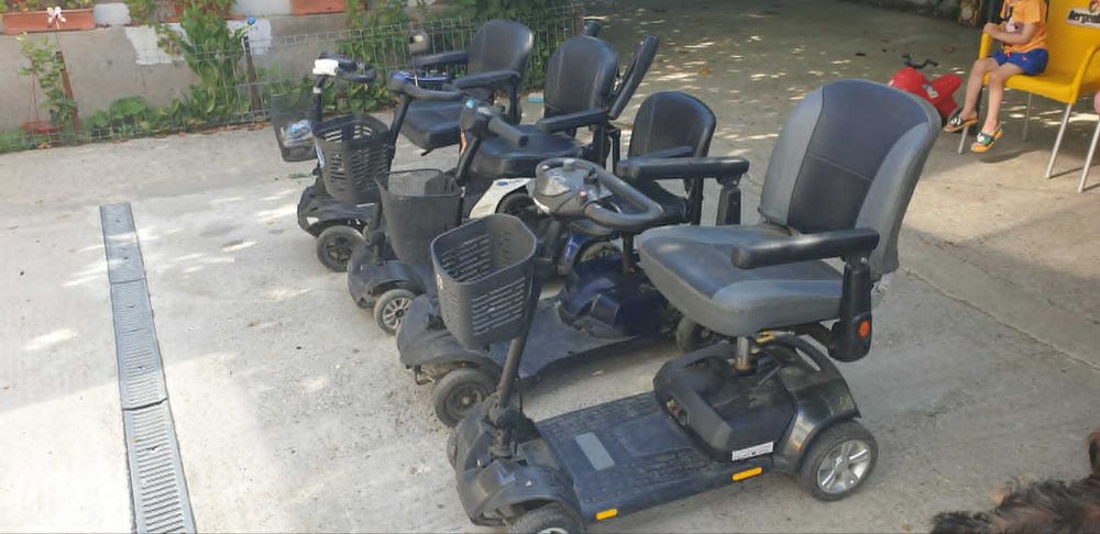 Carut-scuter-carucior electric EXCLUSIV dizabilitati ca NOU !!!