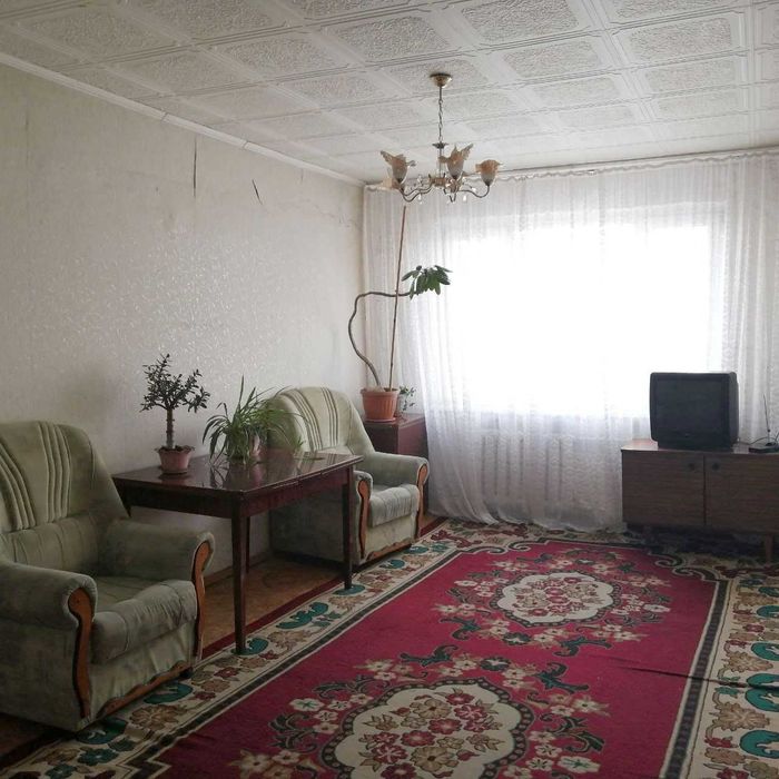 Продаётся 2-комнатная квартира в районе Согра