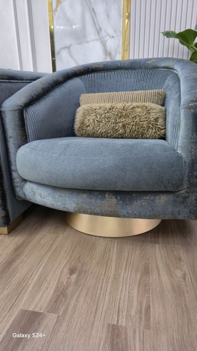 Диван с креслами