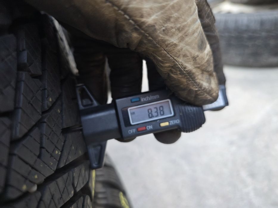 2бр Като нови зимни гуми 205 60 16 - Pirelli