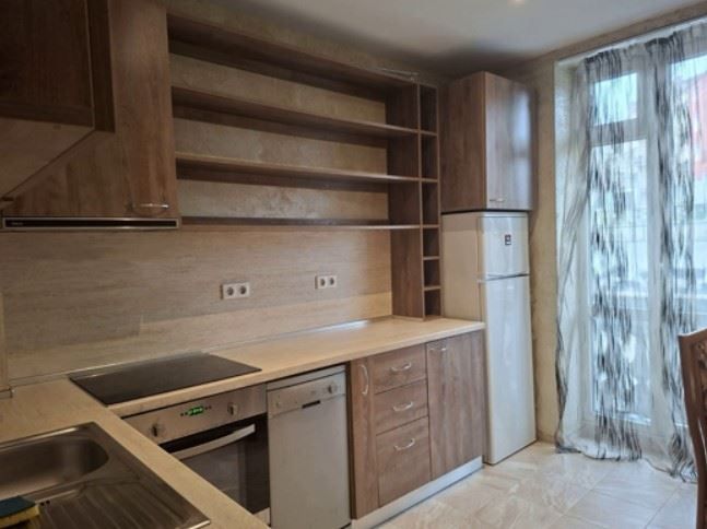 Дава се под наем Двустаен апартамент в София, Център - 60 кв.м за 697.17 € - Снимка #4