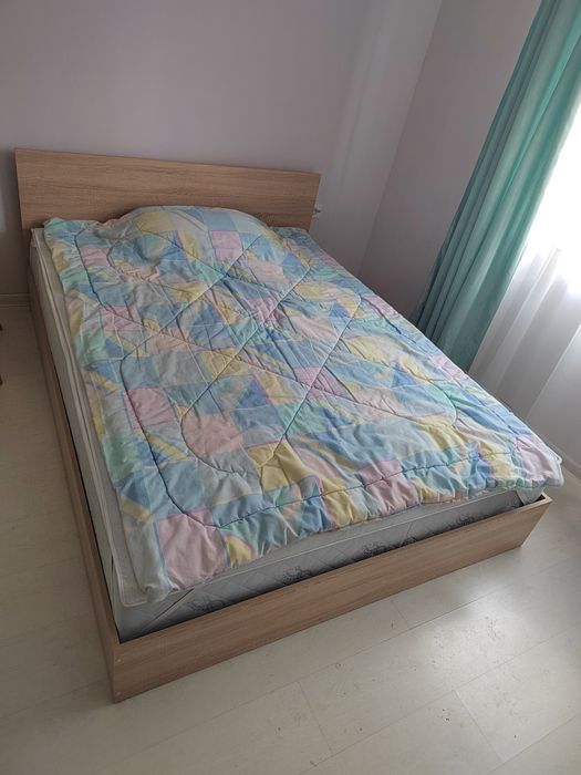 Спалня с матрак 140 на 200 дъб сонома