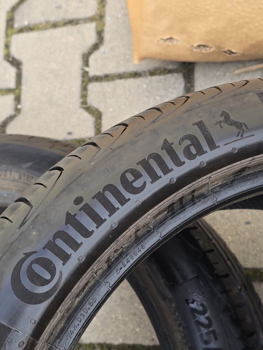 225 45 19 Continental