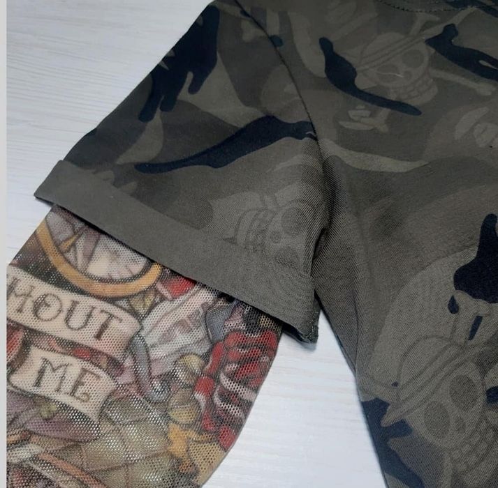 Тениски с дизайн на ръкавите