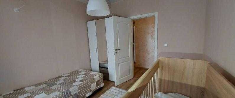 Дава се под наем Тристаен апартамент в Бургас, Изгрев - 92 кв.м за 698.19 € - Снимка #6