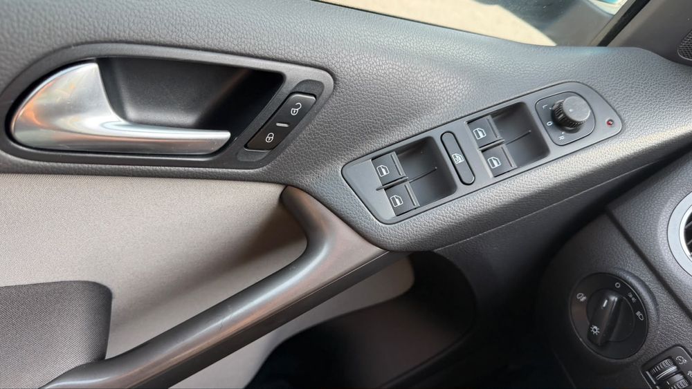 VOLKSWAGEN Tiguan 2008 — imagine 3