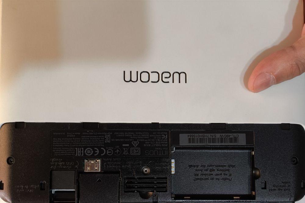 Графический планшет Wacom Intuos Draw (Small)