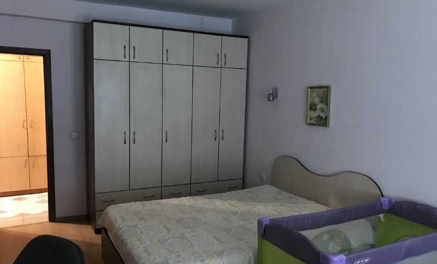 Дава се под наем Двустаен апартамент в Бургас, Славейков - 79 кв.м за 230 € - Снимка #4