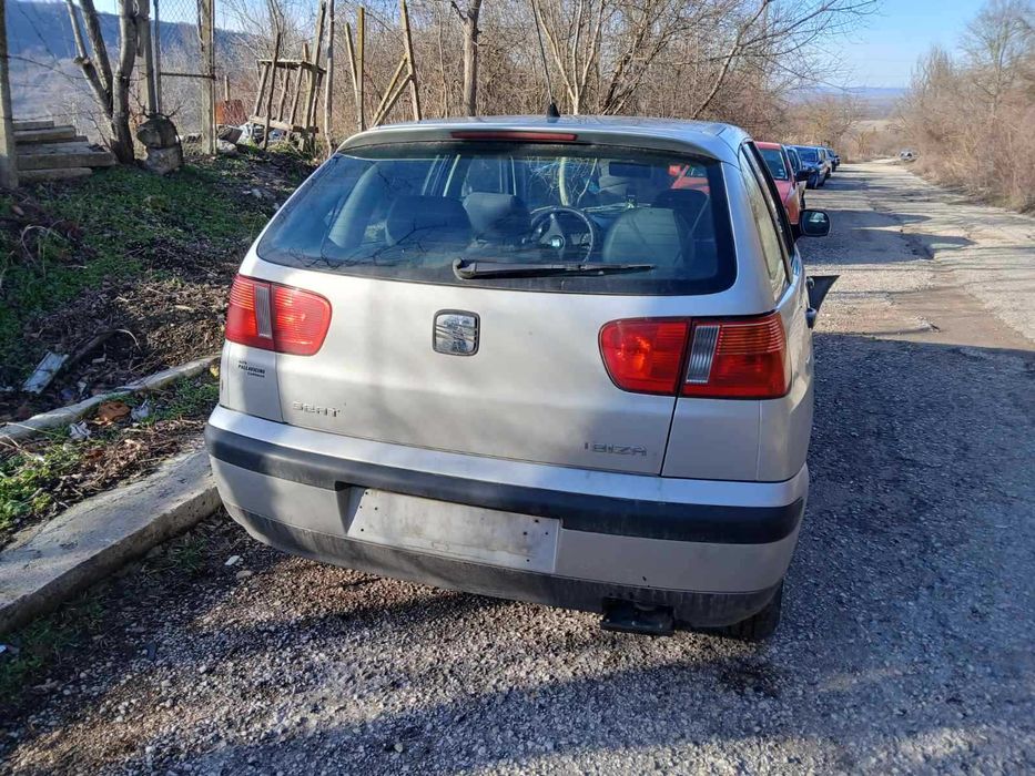 Продавам Сеат Ибиза 2000 г на части