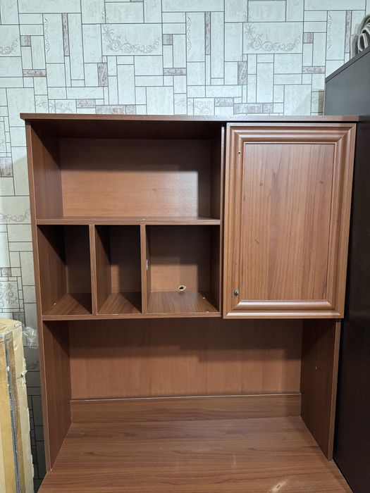 Продам письменный или компьютерный стол