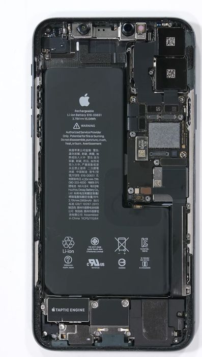Reparatii Telefoane iPhone / Samsung