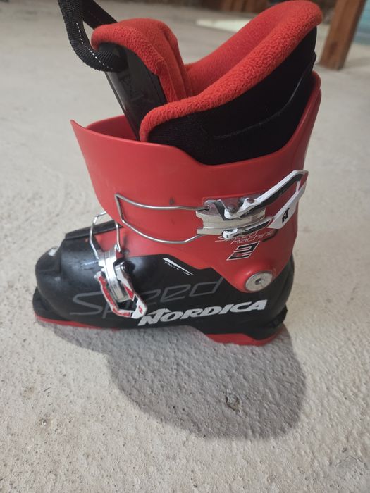 Детски ски обувки